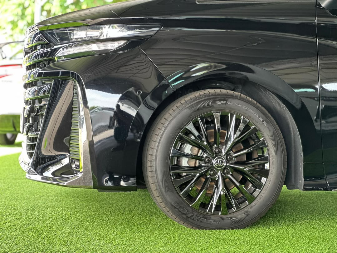 TOYOTA VELLFIRE Z PREMIER 2024