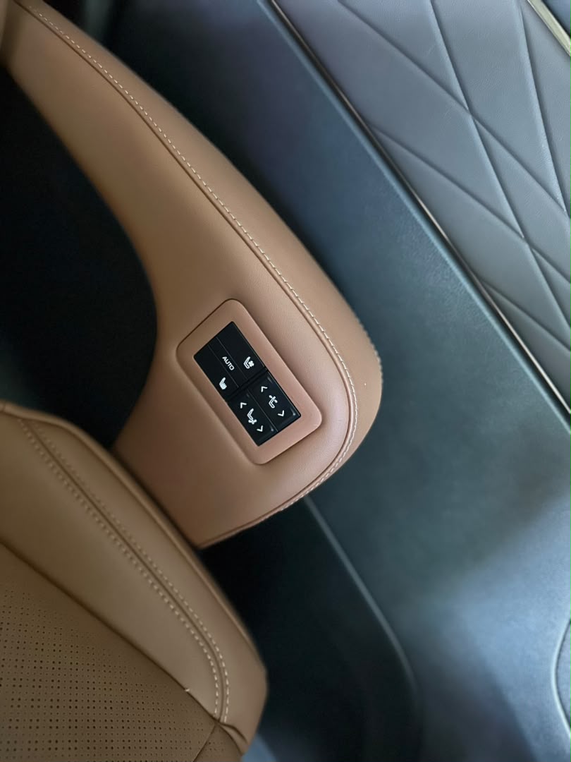 TOYOTA VELLFIRE Z PREMIER 2024