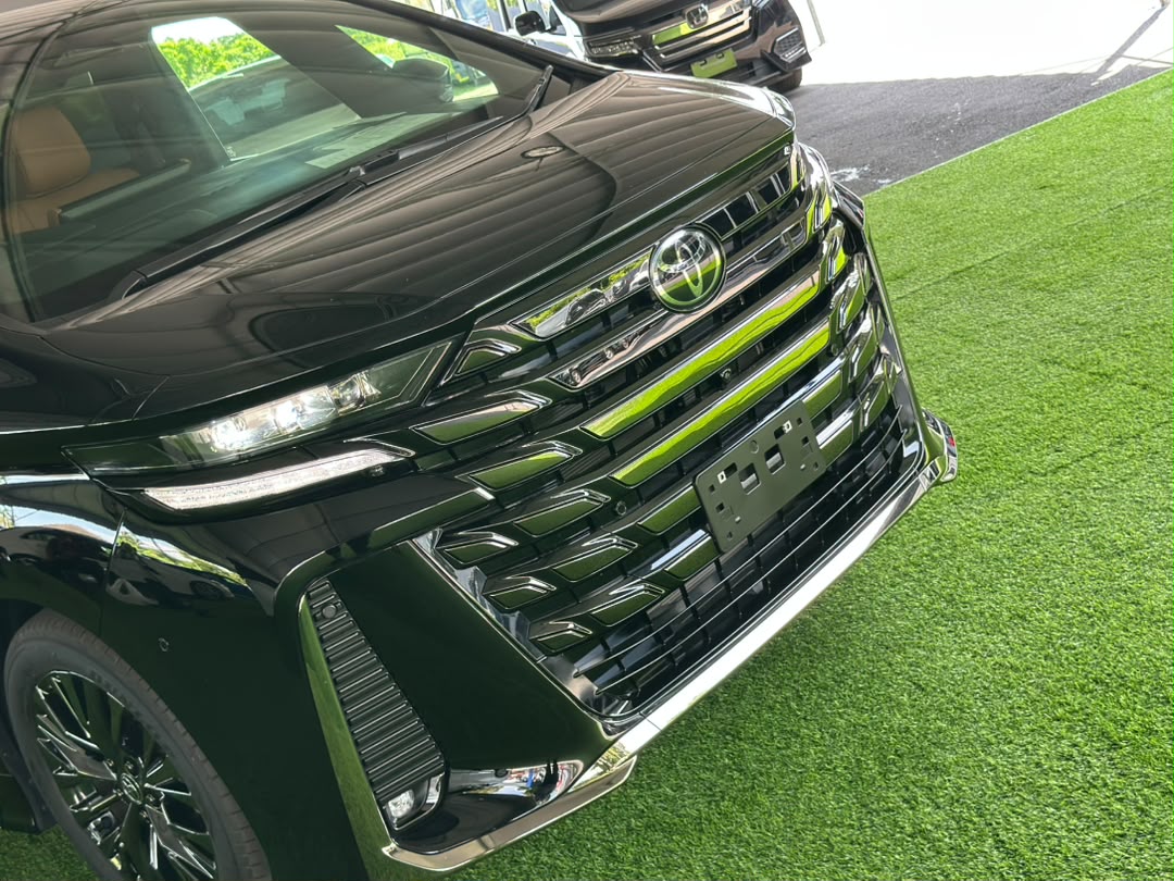 TOYOTA VELLFIRE Z PREMIER 2024