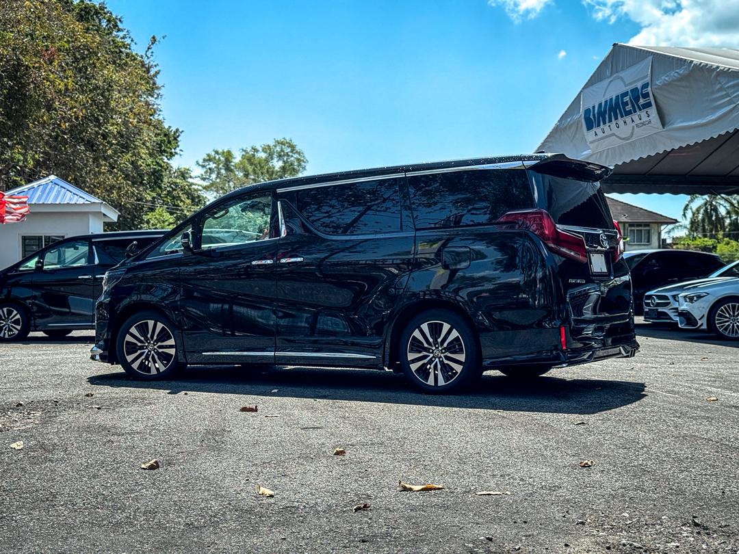 TOYOTA ALPHARD 2.5 SC 2020