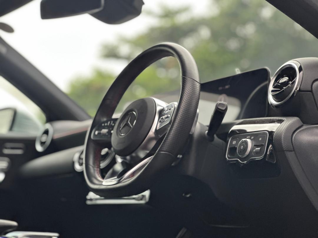 MERCEDES A180 HATCHBACK 2021