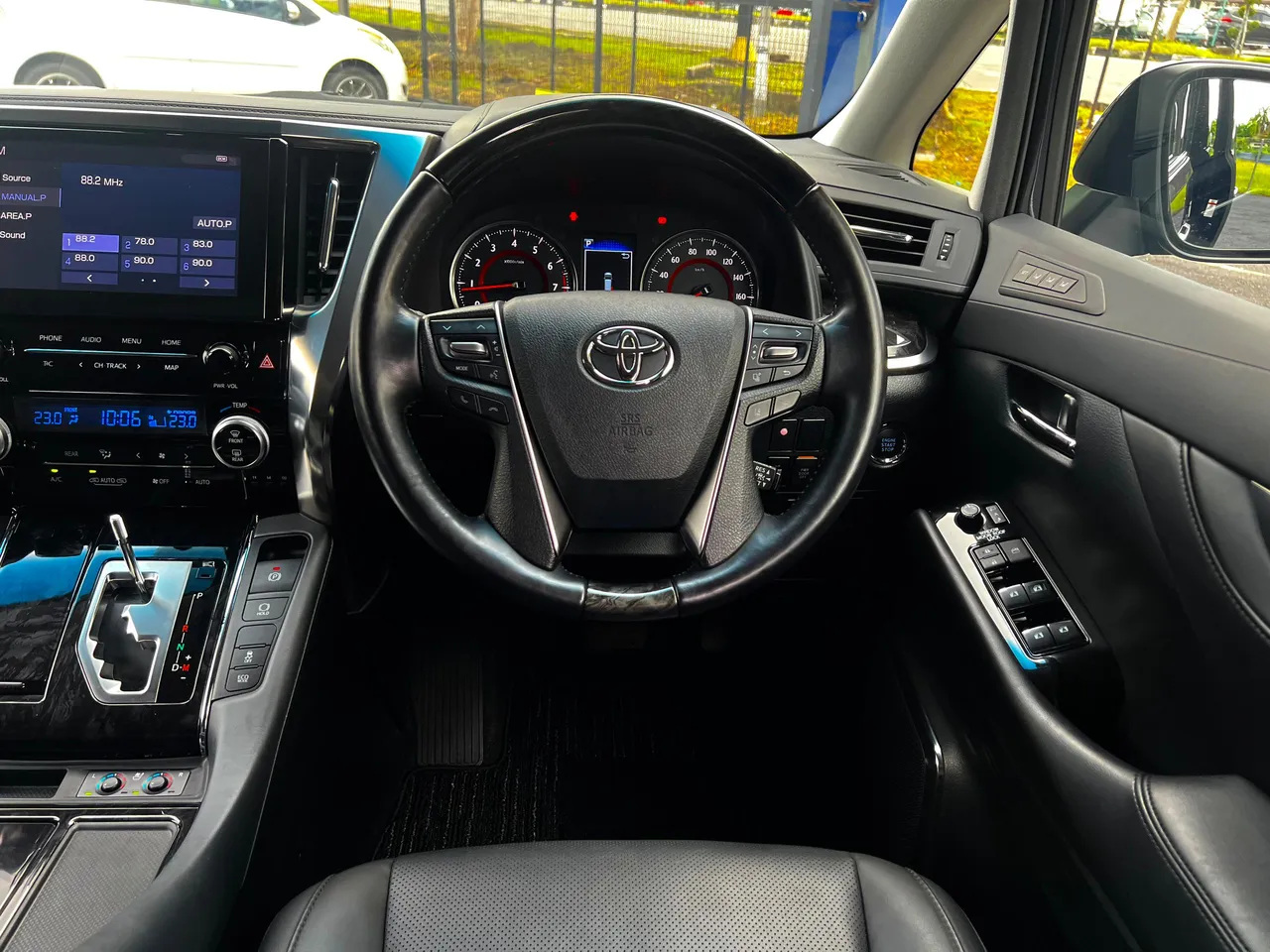 TOYOTA VELLFIRE ZG BLACK 2020 SUNROOF