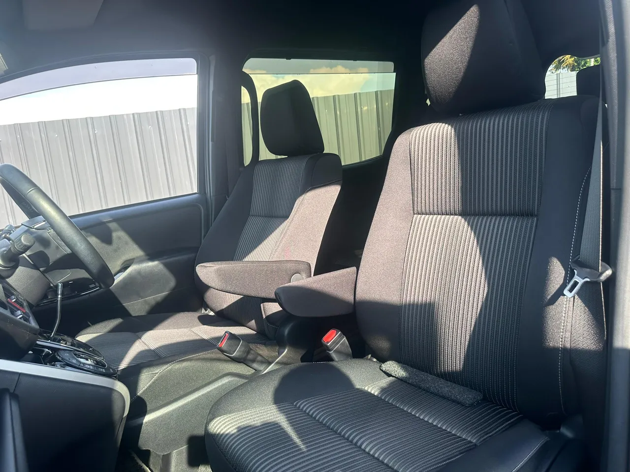 TOYOTA VOXY ZS KIRAMEKI