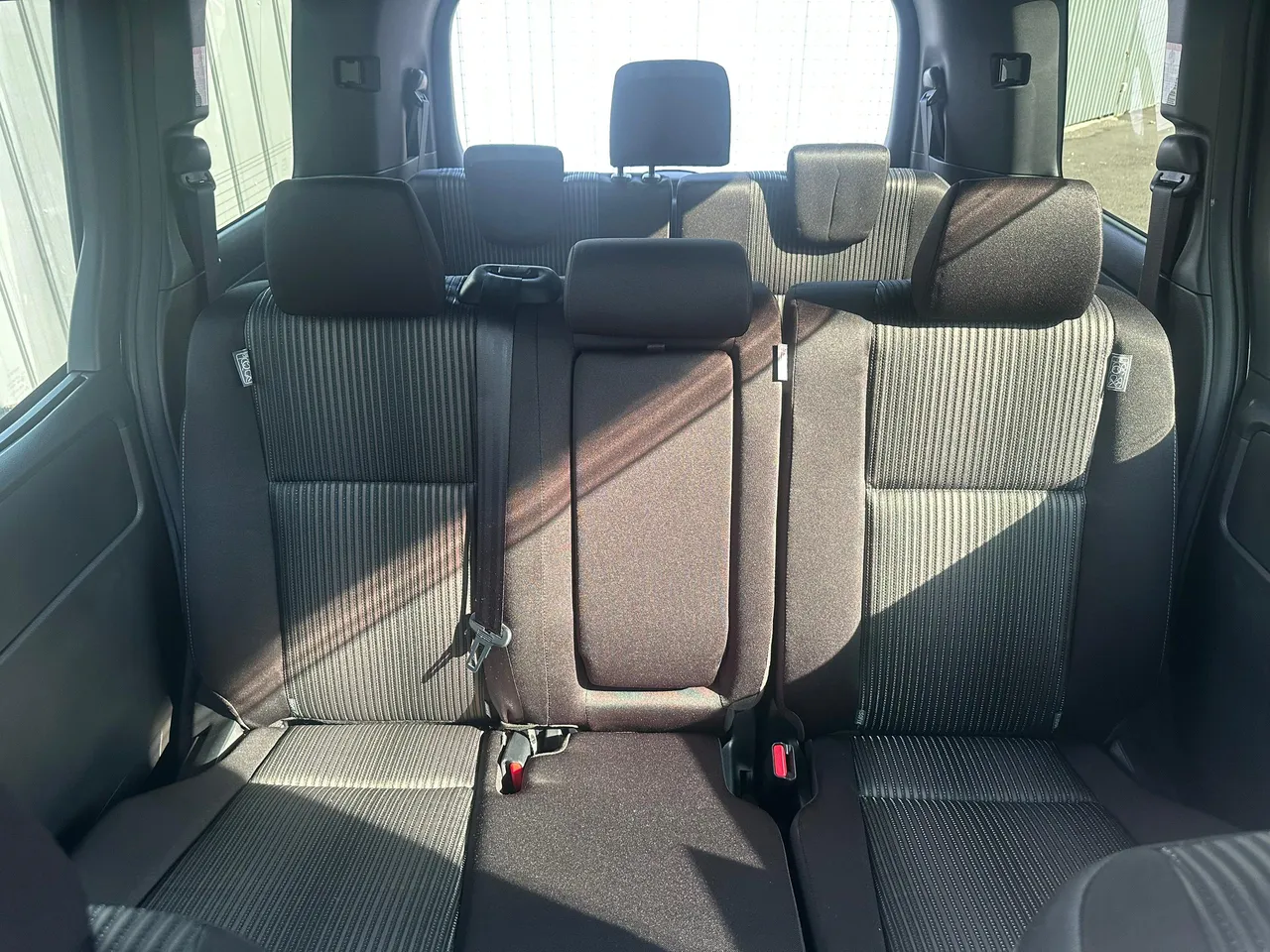 TOYOTA VOXY ZS KIRAMEKI