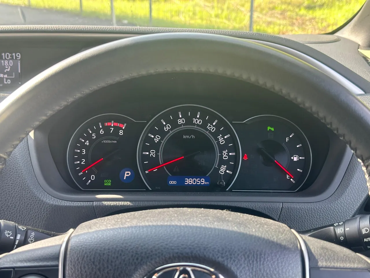 TOYOTA VOXY ZS KIRAMEKI