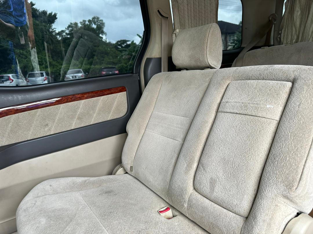 TOYOTA ALPHARD V6 2005
