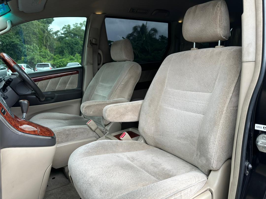 TOYOTA ALPHARD V6 2005