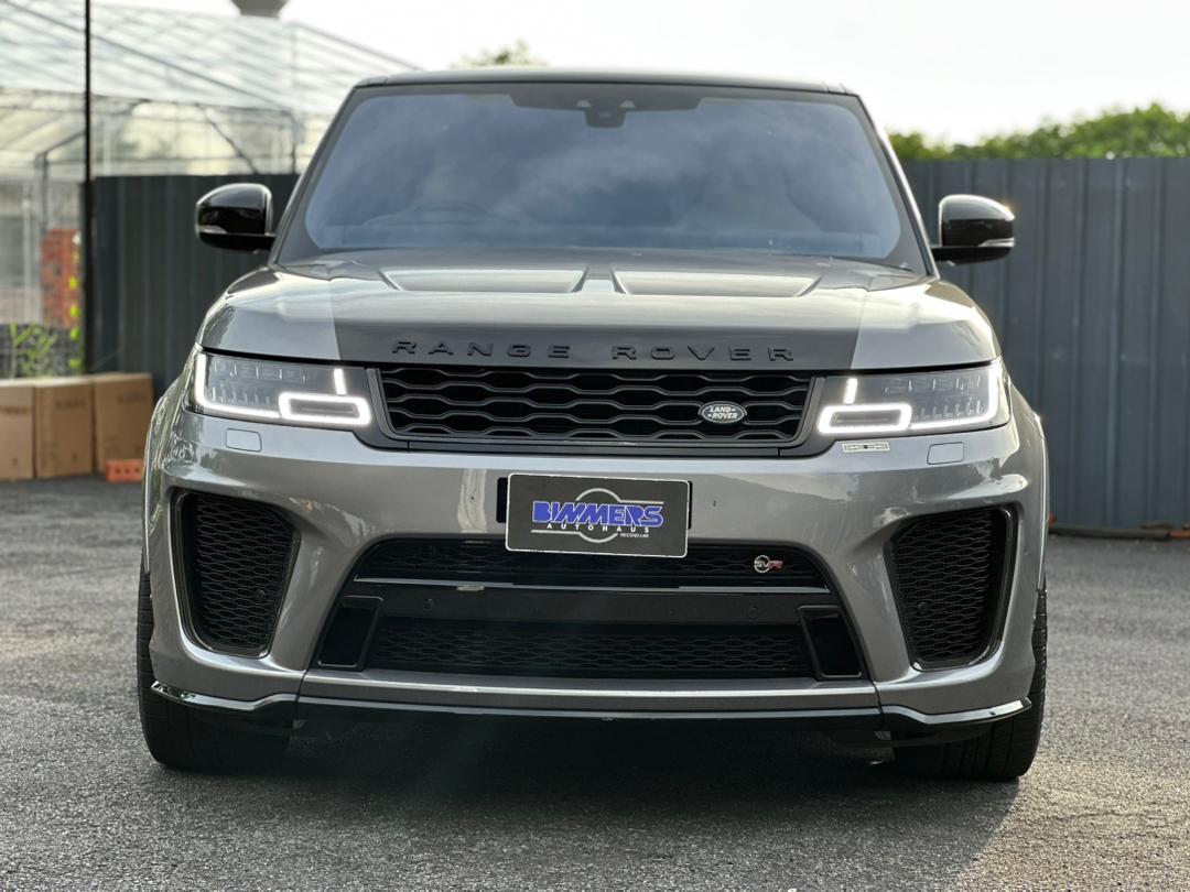 RANGE ROVER SVR CARBON EDITION 2021