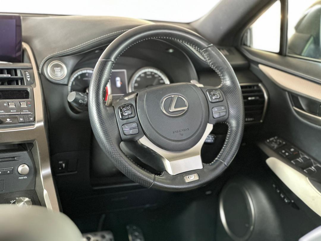 Lexus NX300 F Sport 2021