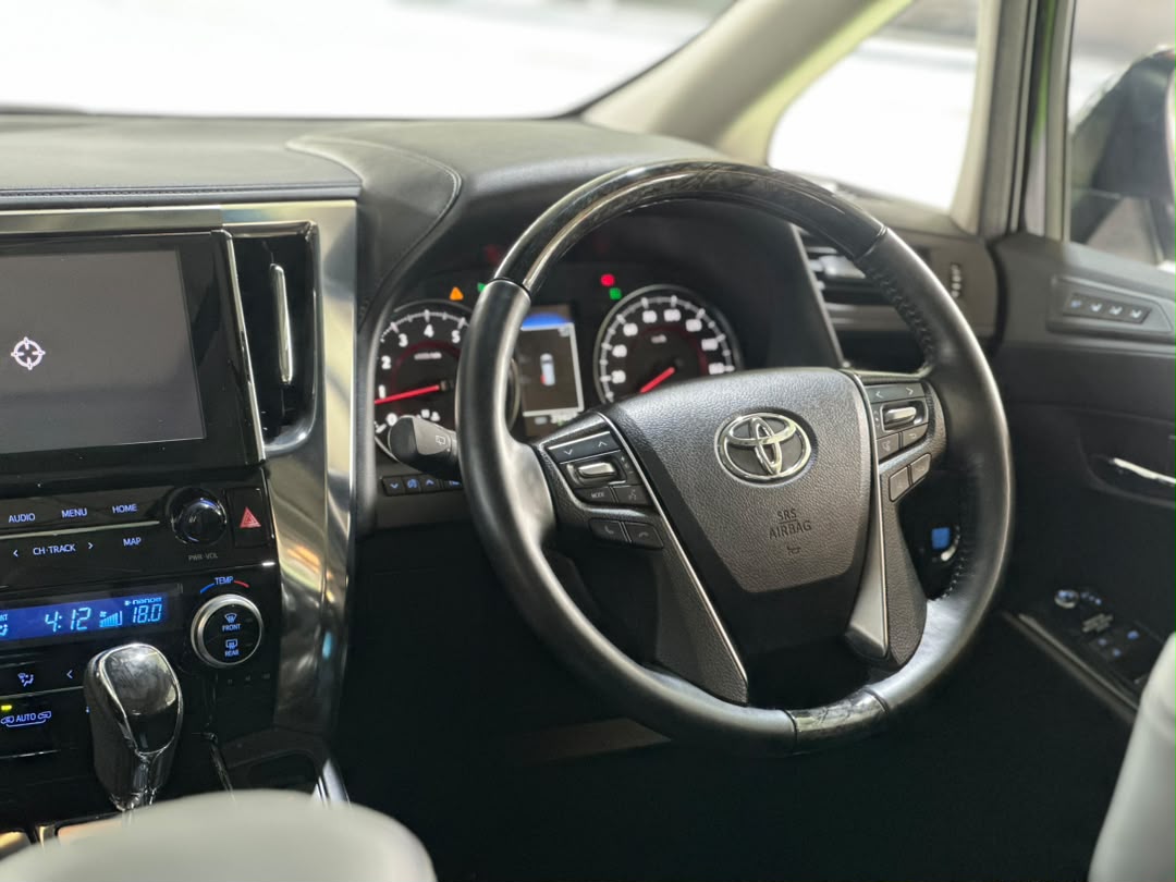 TOYOTA ALPHARD 2.5 SC 2022 (25740)